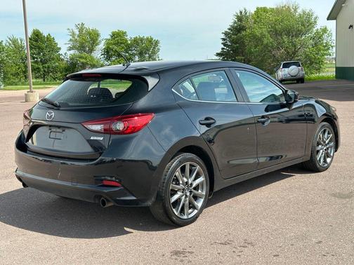 Jet Black Mica 2018 Mazda Mazda3 Touring