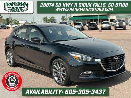 Jet Black Mica 2018 Mazda Mazda3 Touring