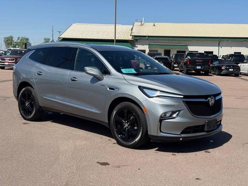 Moonstone Gray Metallic 2023 Buick Enclave Essence AWD