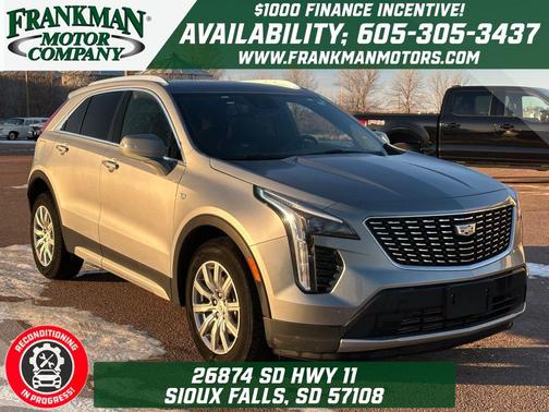 2023 Cadillac XT4 Premium Luxury