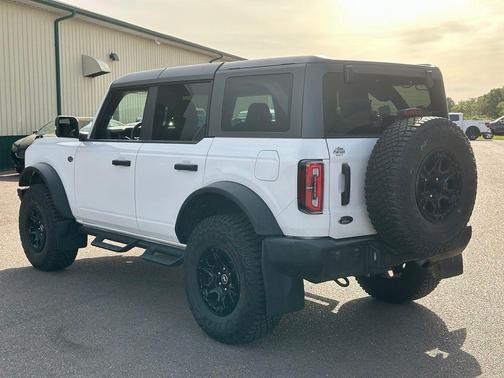 Oxford White 2024 Ford Bronco Wildtrak