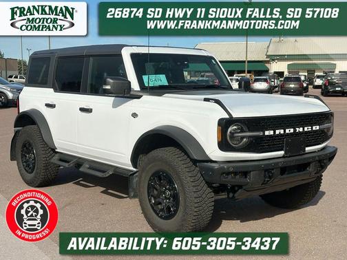 Oxford White 2024 Ford Bronco Wildtrak