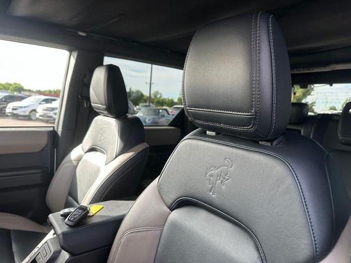 Oxford White 2024 Ford Bronco Wildtrak