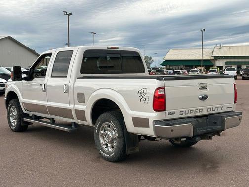White Platinum Metallic Tri-Coat 2015 Ford F-250 Lariat