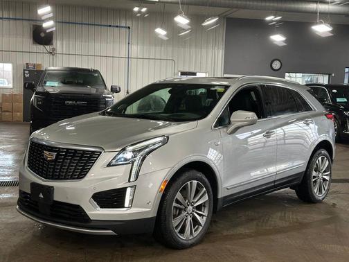 2020 Cadillac XT5 Premium Luxury