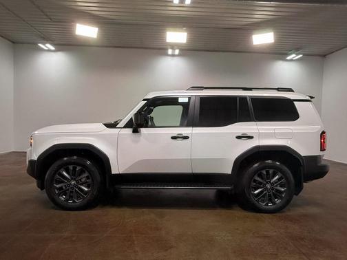 2024 Toyota Land Cruiser Base