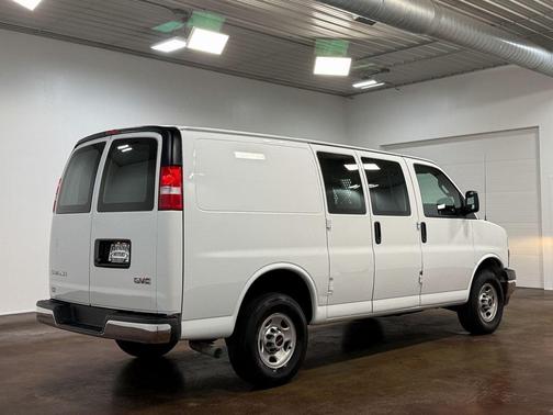 2024 GMC Savana 2500 Work Van