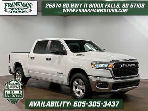 Bright White Clearcoat 2025 RAM 1500 Big Horn/Lone Star