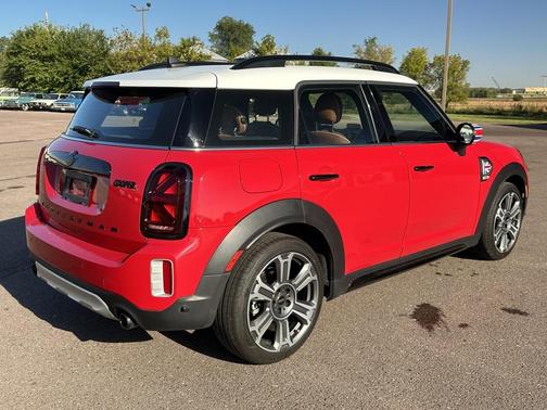 2023 MINI Countryman Cooper S