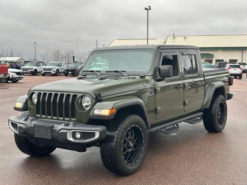 2022 Jeep Gladiator Sport S