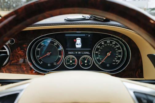 2015 Bentley Flying Spur Base