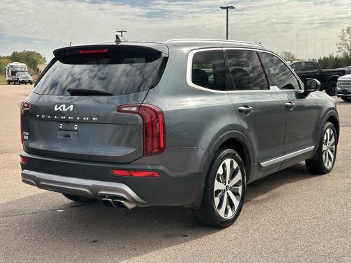 2022 Kia Telluride S