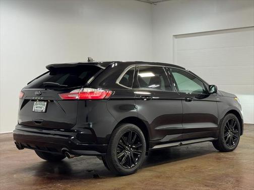 2021 Ford Edge ST Line
