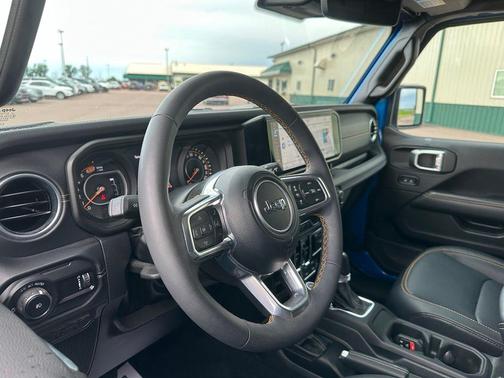 Hydro Blue Pearl Coat 2024 Jeep Wrangler 4-Door Sahara