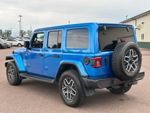 Hydro Blue Pearl Coat 2024 Jeep Wrangler 4-Door Sahara
