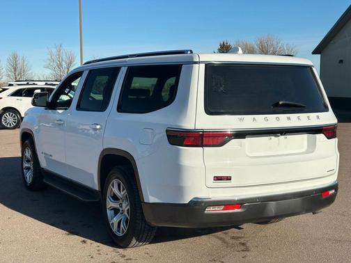 2022 Jeep Wagoneer Series II 4x4
