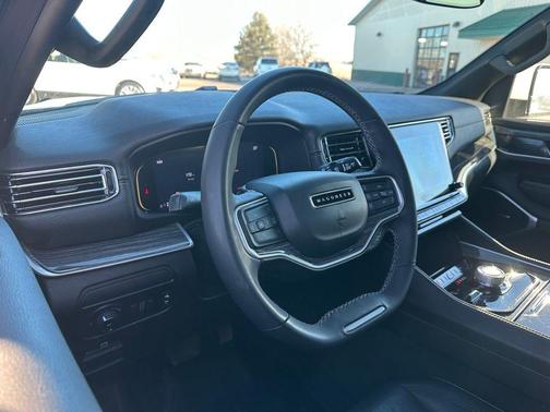 2022 Jeep Wagoneer Series II 4x4