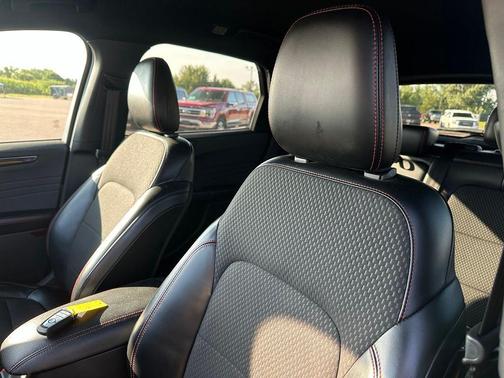 Silver Metallic 2024 Ford Escape ST-Line