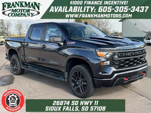2022 Chevrolet Silverado 1500 Custom Trail Boss