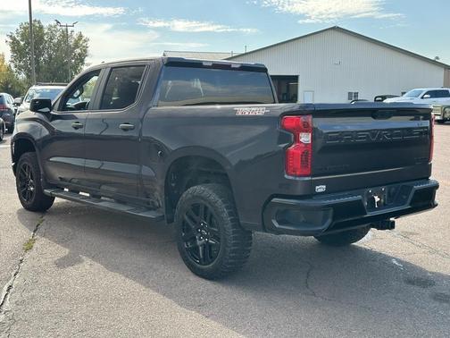 2022 Chevrolet Silverado 1500 Custom Trail Boss