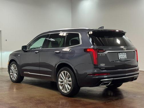 2021 Cadillac XT6 Premium Luxury AWD