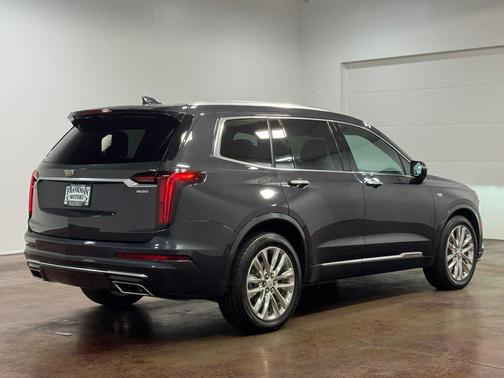 2021 Cadillac XT6 Premium Luxury AWD