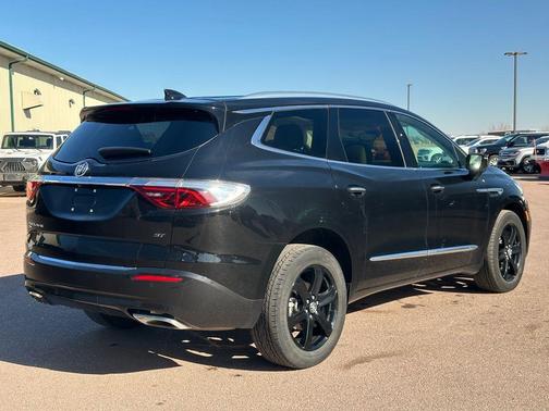 2023 Buick Enclave Essence AWD