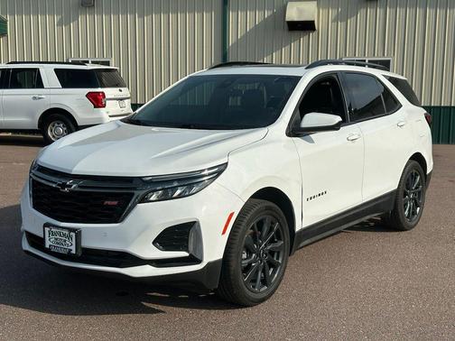 Summit White 2022 Chevrolet Equinox AWD RS