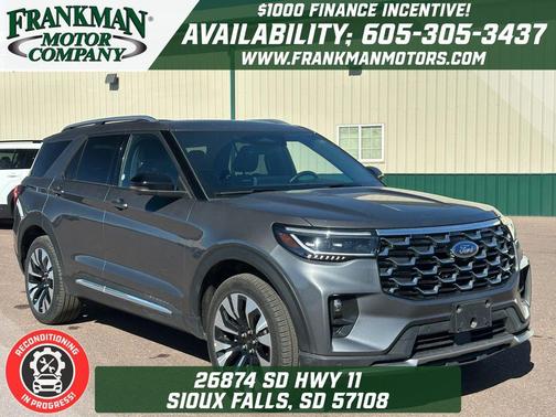 2025 Ford Explorer Platinum