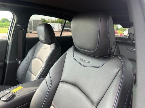 Bv 2025 Cadillac XT4 Sport