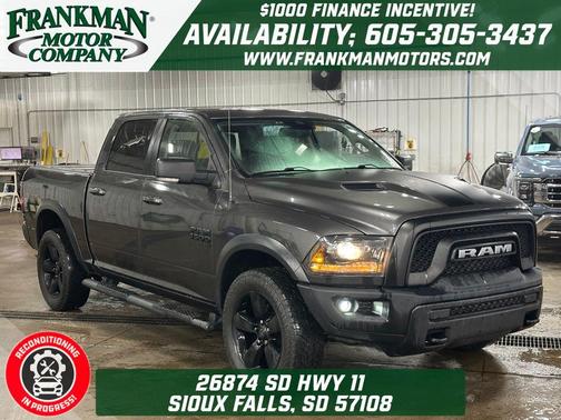 2019 RAM 1500 SLT