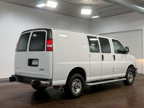 2024 GMC Savana 2500 Work Van