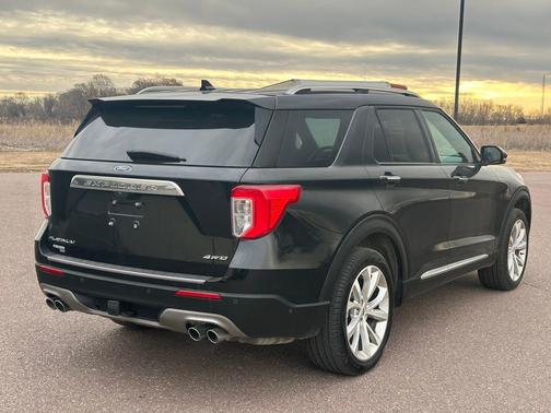 2024 Ford Explorer Platinum