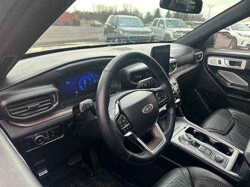 2024 Ford Explorer Platinum