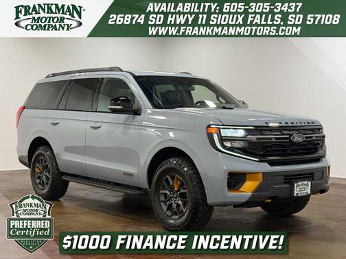 Glacier Gray Metallic TriCoat 2025 Ford Expedition Tremor