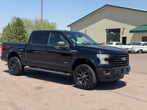 Shadow Black 2016 Ford F-150 XLT