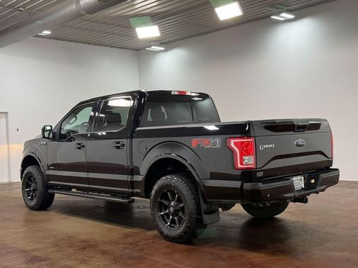 Shadow Black 2016 Ford F-150 XLT
