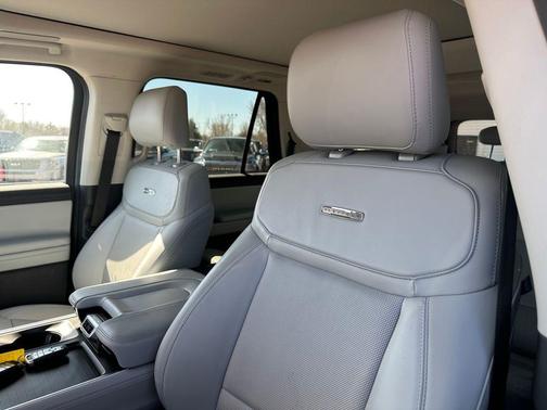 Black Metallic 2025 Ford Expedition Max Platinum