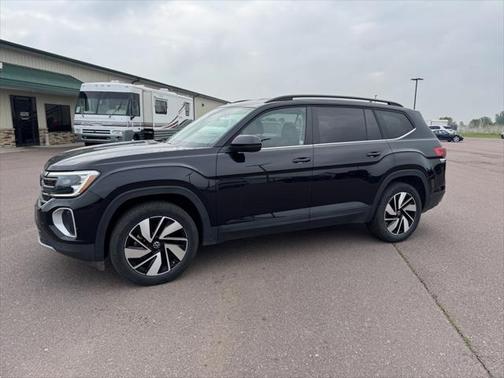 2024 Volkswagen Atlas 2.0T SE w/Technology 4MOTION