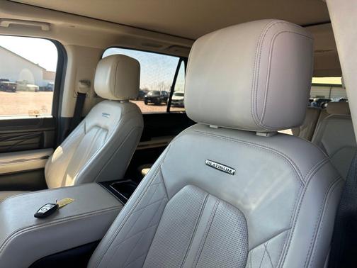 Burgundy Velvet Metallic Tinted Clearcoat 2020 Ford Expedition Platinum