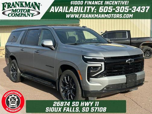 2025 Chevrolet Suburban RST