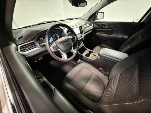 2023 GMC Acadia AWD SLE