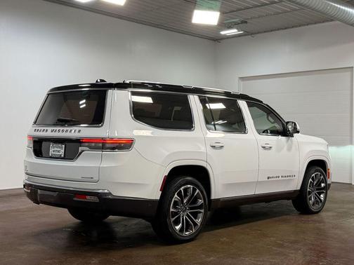 2022 Jeep Grand Wagoneer Series III 4x4