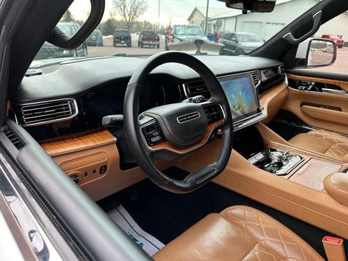 2022 Jeep Grand Wagoneer Series III 4x4