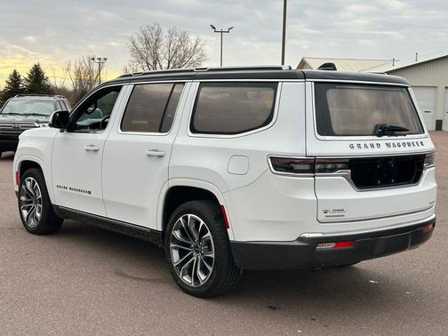 2022 Jeep Grand Wagoneer Series III 4x4