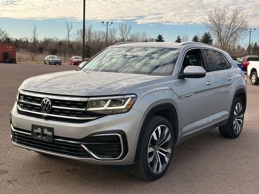 2023 Volkswagen Atlas Cross Sport 3.6L V6 SEL Premium R-Line