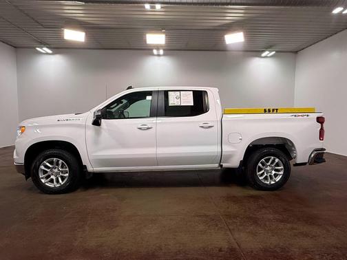 Summit White 2023 Chevrolet Silverado 1500 LT