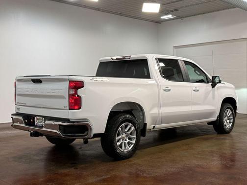 Summit White 2023 Chevrolet Silverado 1500 LT