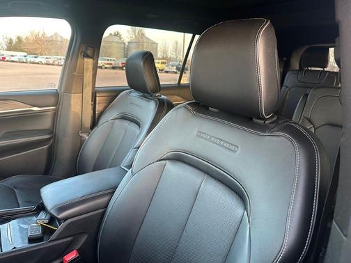 2024 Jeep Grand Cherokee L Overland