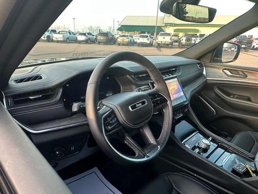 2024 Jeep Grand Cherokee L Overland